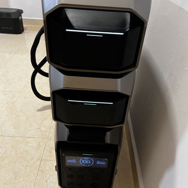 Vendo Ecoflow Delta Pro 3 con sus 2 baterías extras como nueva son en total 12kilos de almacenamiento - 2/4