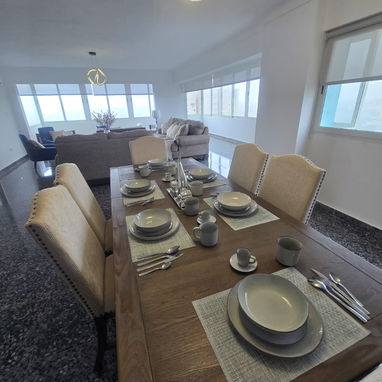 💥💥LUJOSO APARTAMENTO EN EL CENTRO DEL VEDADO💥💥 - Img 123225373