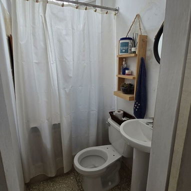 Casa de 2/4 y área de parqueo, en la Víbora (VB-23) - 6/10