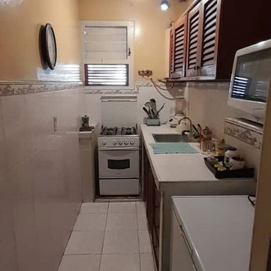 🏠 SE VENDE APARTAMENTO – La Ceiba, Playa 🏠 📍 Ubicado en 49 e/ 58a y 58b, La Ceiba, Playa. A 1 cuadra de la 51 y a 4 d - 5/10