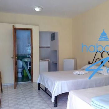 🏖 Casa Charly en renta a solo 2 cuadras de la playa de Bocaciega. En esta zona no se va la corriente Whatssap 5 2959440 - 2/10