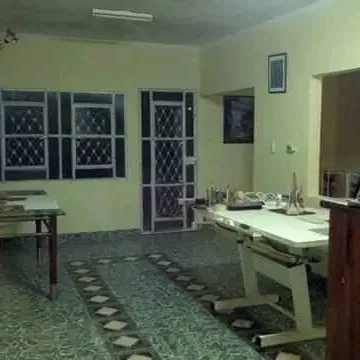 Se vende espaciosa Residencia de 2 niveles en la ciudad de Holguín - Img 95667295