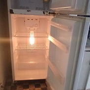 Refrigerador Daewoo de 10 pies. Doble temperatura - Img 52859344