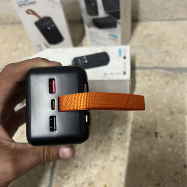 Cargador portatil 40000 mah con mensajeria incluida en plaza, playa , cerro, centro habana y Habana Vieja - 3/4