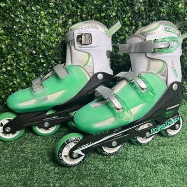 Patines originales y cascos para niñas y niños - Img 119891022