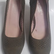 Tacones puntifinos - Img 57575666