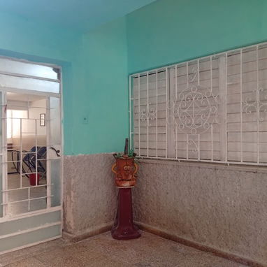 ▎🏡 ¡Oportunidad en el Vedado! Amplio Apartamento en Planta Baja - Img 121887471