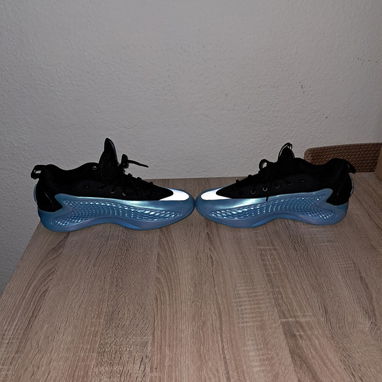 ÚLTIMAS ZAPATILLAS ADIDAS AIR LOW ONE DE ANTHONY EDWARD LA ESTRELLA DE LA NBA Y DE LOS WOLVES, NUEVAS DE ESTRENO!!!! - Img 121285240