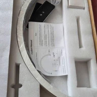 Vendo lámpara para mesa de uñas - Img 122408809