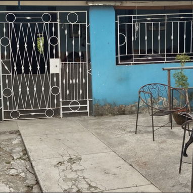 Casa 3/4 en Marianao Ideal para Negocios - Img 124565465