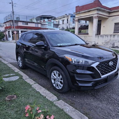 Hyundai Tucson - 2/10