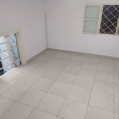 Apto de 1/4 colindante con Vedado a pasos de la Universidad - 7/8
