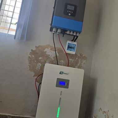Instalamos Sistemas de Respaldo de inversor, Batería y Paneles solares - 6/8