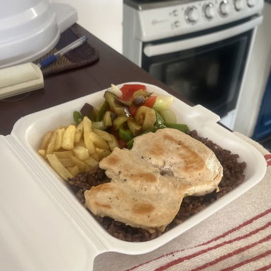 “Los Tres Juanes” ofertamos servicio de comida a domicilio - Img 117634973