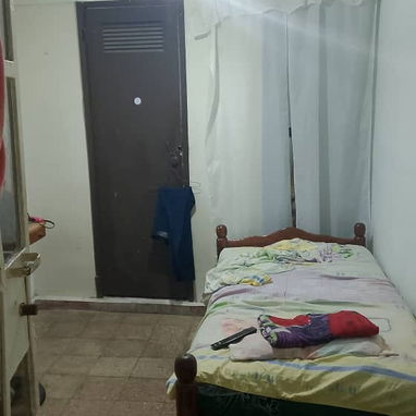 CASA PUERTA DE CALLE ANIMAS Y MANRIQUE - Img 124984223