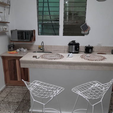 Renta x mes en el vedado disponible el viernes - Img 120927831