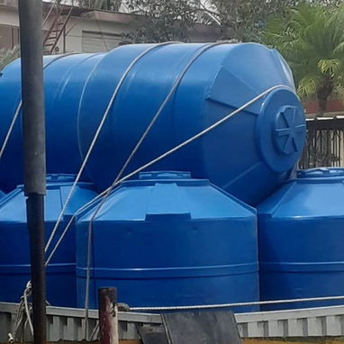 Venta de tanques de agua 💧 0 km con transporte incluído y garantía de un año - 4/10