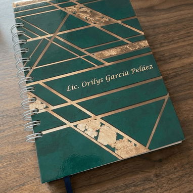 Agendas🎉 Personalizadas de tapa dura 🗓️. La Habana.Domicilio opcional. - 5/10