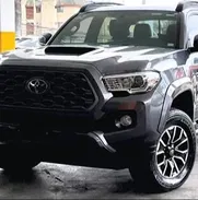 Toyota tacoma del 2021 ,pintura de fábrica,pocas millas recorridas,papeles listos para traspaso - Img 46226809