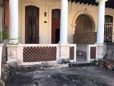 Oferta!!!!... Se vende casa colonial en el Vedado, cerca de 23 y 12 (ver detalles dentro) - Img main-image-45870048