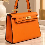 âš CARTERAS HERMĂS DE MANO đ Diseño clĂĄsico âš Herrajes dorados, textura tipo piel y cierre giratorio. Entrega gratis - Img 58098213