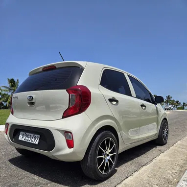 Se Renta‼️Rento mi carro‼️RENTCAR‼️ - 5/7