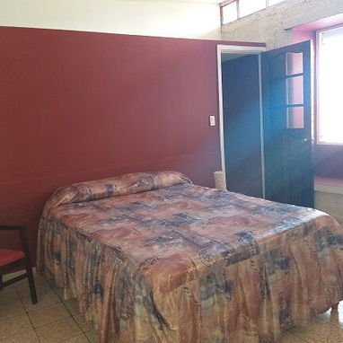 Renta casa independiente de 2 plantas - Img 119235249