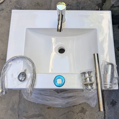 Lavamanos con gavetero nuevo en caja con todos sus accesorios - 3/3