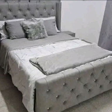 Camas Tapizadas Para su Comodidad - 10/10