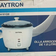 Olla arrocera Daytron 1.8 litros , nueva en su caja - Img 56589146