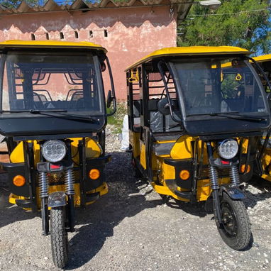 TRICICLO ELÉCTRICO JINPENG DE PASEO MODELO WH 🛺* - 3/4