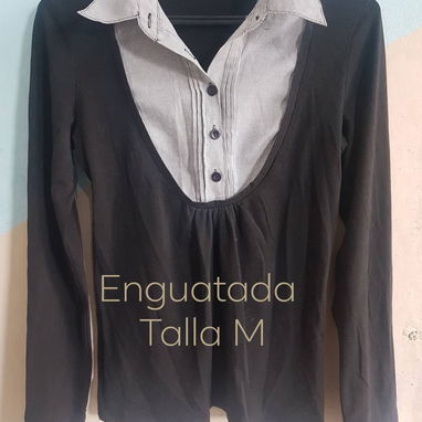 Venta de garaje Todo en perfecto estado y cositas nuevas ☺️ No te quedes sin preguntar - 9/10