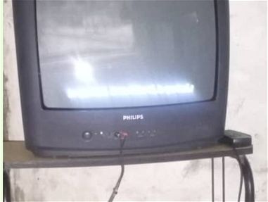 TV culón marca Philips de 21" - Img main-image
