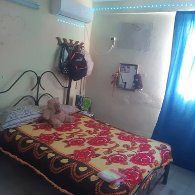 Vendo apto en el reparto Camilo Cienfuegos Habana del este 3er piso ..de 2hbitciones no se va la corriente - Img 120364021