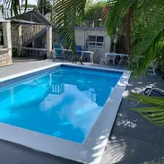 Casa de renta ubicada en Guanabo. Cuenta con 4 habitaciones en guanabo con piscina y a dos cuadras de la playa. 58858577 - Img 42397821