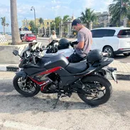 Moto depoertiva 2500 CC - Img 55898883