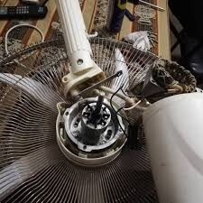 Mecánico de ventilador de piso - Img 66838037
