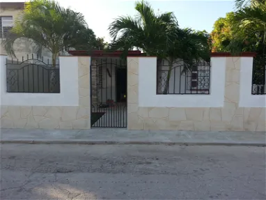 Casa Independiente en Reparto Residencial Santa fe, Playa - Img main-image