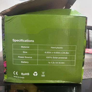 Lámparas para el jardín.  Son solares y viene incluido tambien pilas doble A - 2/2