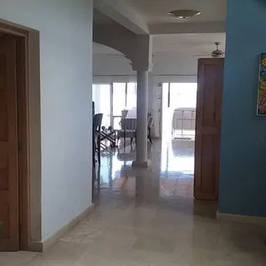 CASA EN VENTA - 4/10