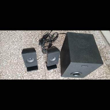 Juego 3 bocinas marca Creative - Img 125750118