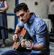 Cantante y Compositor Bilingüe (Inglés/Español) - Img 48726813