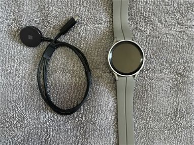 Reloj Galaxy Watch 5 Pro nuevo - Img 47651010