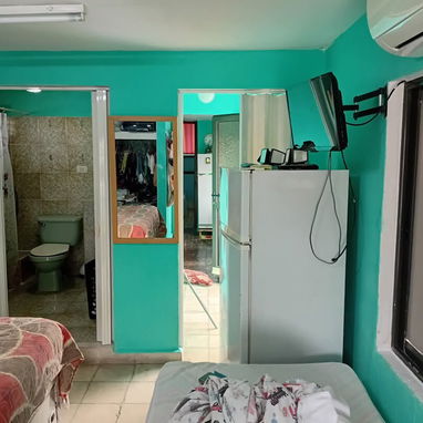 Se vende apartamento centro habana 3er piso avenida belascoain de 2/4 con dos baños se deja telefono fijo 2 split y más - 8/10