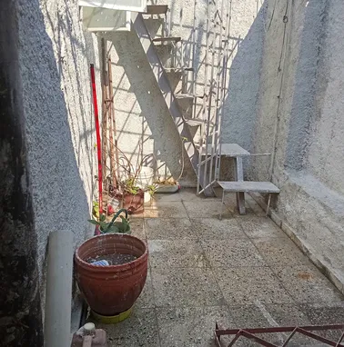 Rebajada de precio a 12 mil. Casa recién remodelada de 3 cuartos con puerta a la calle y placa libre - Img 96507991