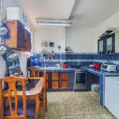 OPORTUNIDAD PARA FAMILIA QUE QUIREN ESTAR JUNTOS PERO NO REVUELTOS, BUEN LUGAR Y PRECIO - 6/9