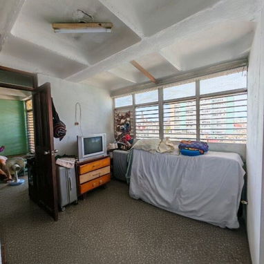Esquina Zanja y Espada,a 2 Cuadras d Infanta=12Plantas,6toPiso,2Elevadores,Apto de 1/4(UN CUARTO) Con Clóset,Terraza a l - 3/10