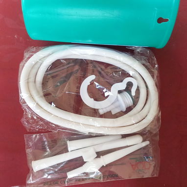 Vendo irrigador(equipo de enema), plástico, nuevo - Img 123215602