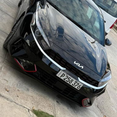 Vendo o negocio Kia forte 20 23 GT line 20,000 mil milla carro muy muy bueno - Img 111012253