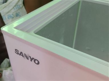 Vendo Fritser o nevera de congelación casi nuevo, en muy buen estado, marca SANYO - Img 66875903